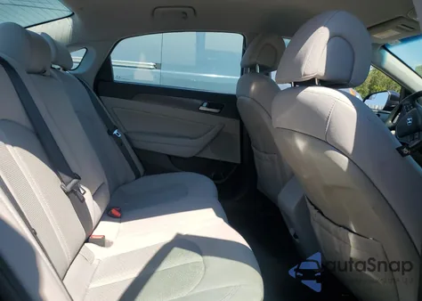 2017 Hyundai Sonata Sport z USA, uszkodzony, nr VIN 5NPE34AF3HH542084